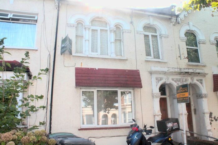 1 Bedroom Studio To Rent In Belmont Road, London, N15