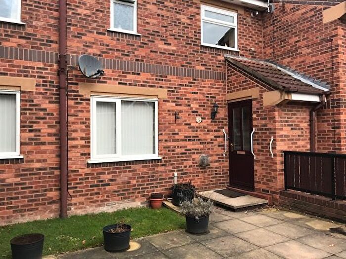 1 Bedroom Flat To Rent In Wyre Court, York, YO32