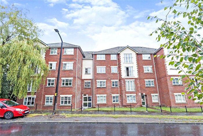 2 Bedroom Flat For Sale In Wordsworth Road, Denton, Manchester, Greater Manchester, M34
