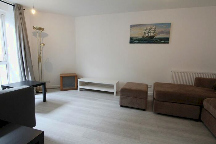 4 Bedroom Flat To Rent In Addington Road, Reading, RG1