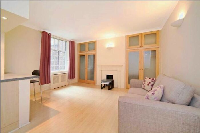 Studio To Rent In Chelsea Manor Street, London, SW3
