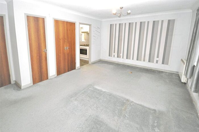 Flat For Sale In Nursery Gardens, Butt Haw Close, Hoo, Rochester, ME3