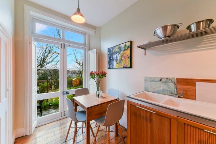 2 Bedroom Apartment To Rent In Granville Park, SE13