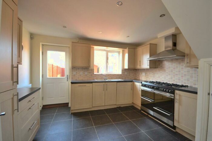 4 Bedroom Terraced House To Rent In Thackeray, Bristol, BS7