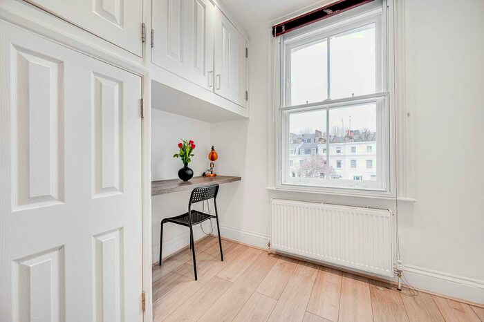 Studio To Rent In Hogarth Road, London, SW5