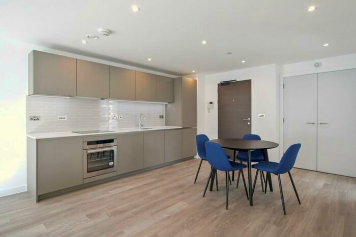 2 Bedroom Flat To Rent In Lionel Street Jewellery Quarter, B3