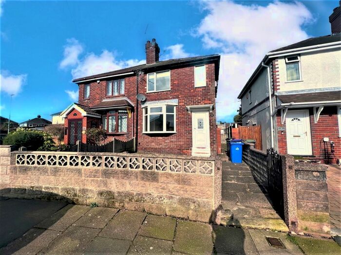 3 Bedroom Semi-Detached House To Rent In Bright Street, Stoke-On-Trent, Staffordshire, ST3