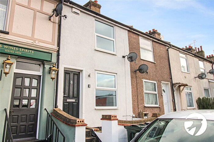 2 Bedroom Terraced House To Rent In Craylands Lane, Swanscombe, Kent, DA10