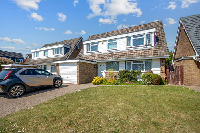 3 Bedroom Detached House For Sale In Hophurst Drive, Crawley Down, West Sussex, RH10