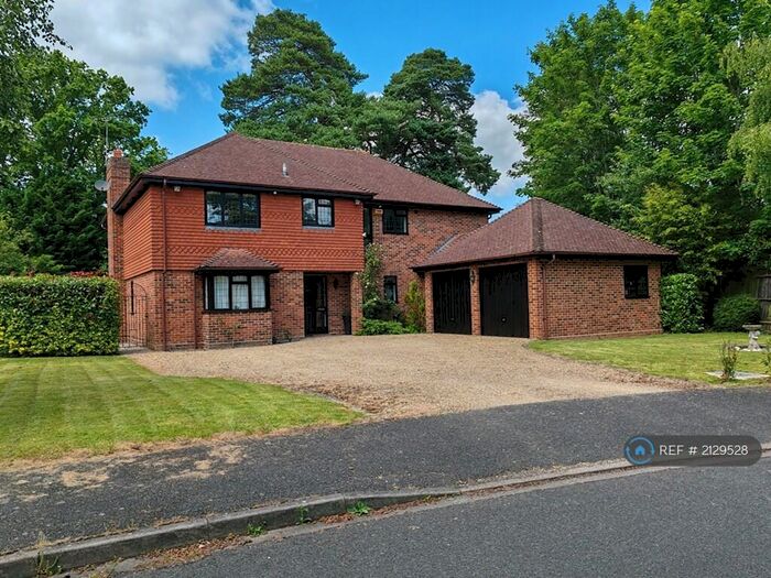 5 Bedroom Detached House To Rent In Prides Crossing, Ascot, SL5