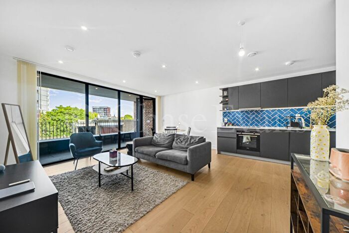 1 Bedroom Flat For Sale In Rosewood Building, Shoreditch Exchange, Cremer Street Amp; Gorsuch Place, Shoreditch, London, E2