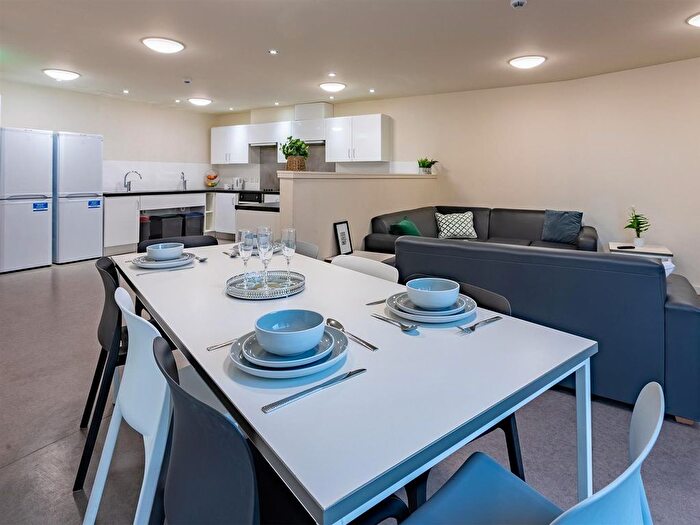 1 Bedroom Flat To Rent In Whitehall Mews, Whitehall Place, Aberdeen, AB25