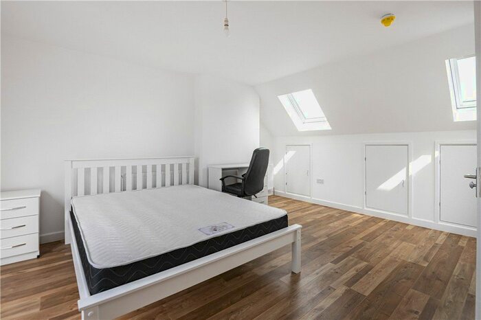 1 Bedroom Property To Rent In Canterbury Road, Guildford, Surrey, GU2