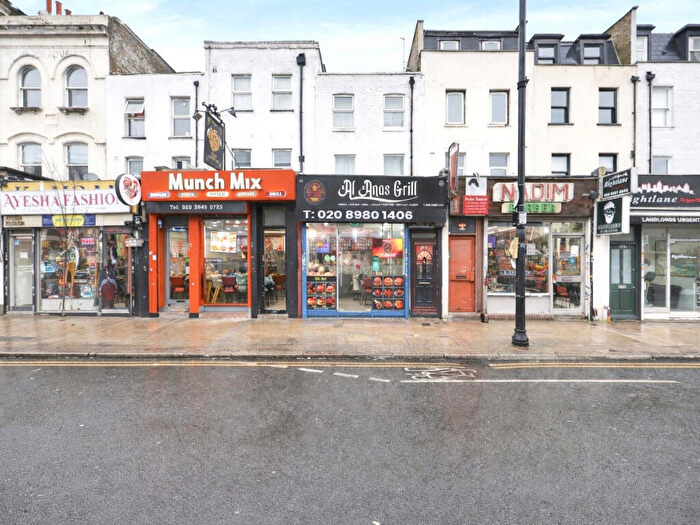 3 Bedroom Terraced House For Sale In Roman Road, London, E2