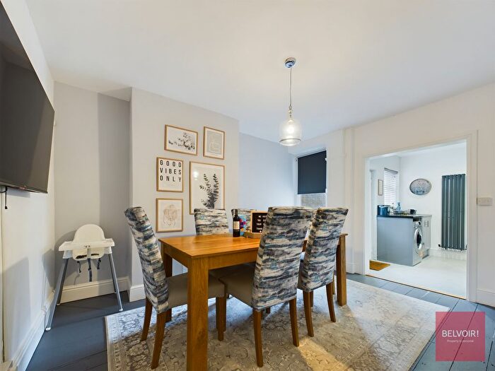 3 Bedroom Semi-Detached House To Rent In Gower Road, Sketty, Swansea, SA2