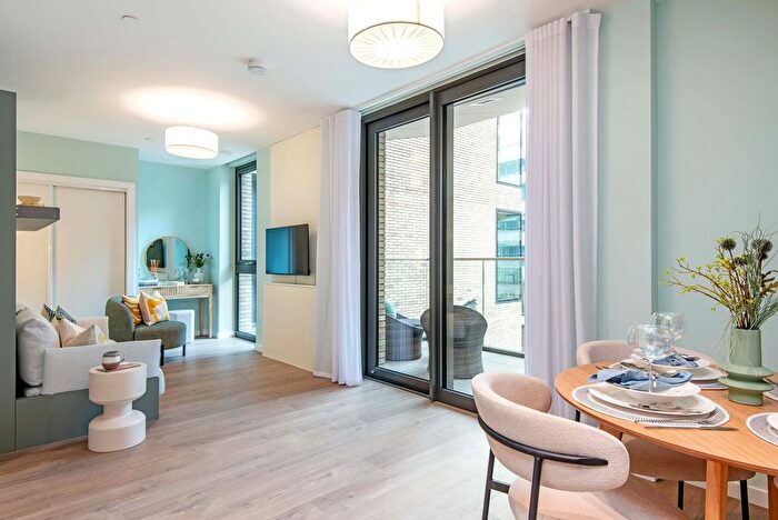 Flat For Sale In Macclesfield Road, London, EC1V