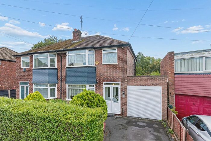 3 Bedroom Semi-Detached House For Sale In Peebles Drive, Manchester, M40