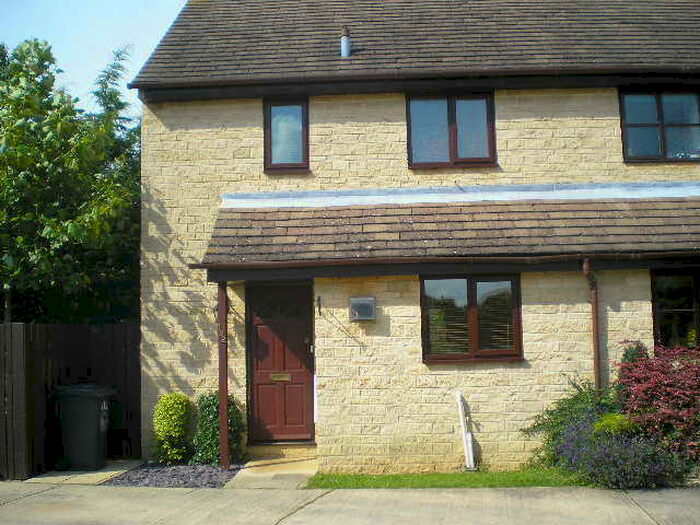 2 Bedroom Semi-Detached House To Rent In Manor Road, Cogges, Witney, Oxon, OX28