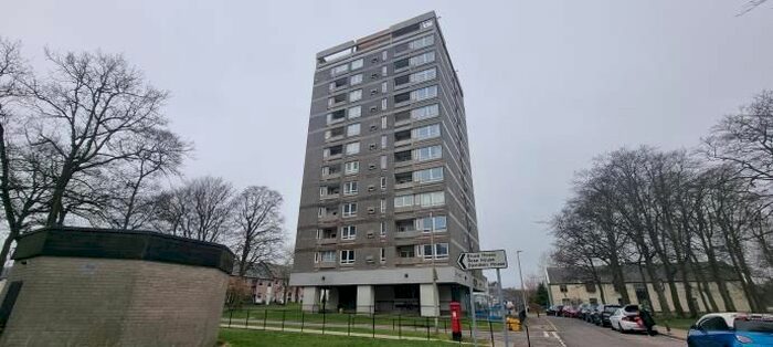 2 Bedroom Flat To Rent In Hazlehead, Aberdeen, AB15