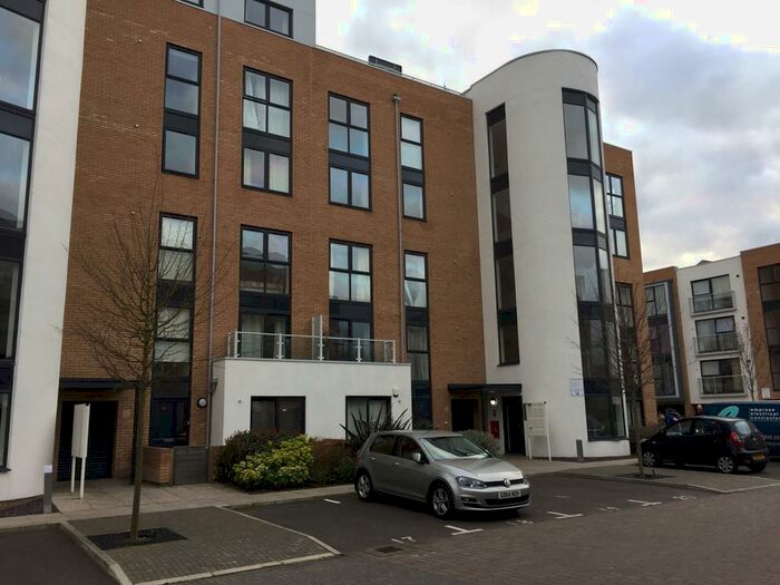 2 Bedroom Apartment To Rent In Pym Court, Cromwell Road, Cambridge, CB1
