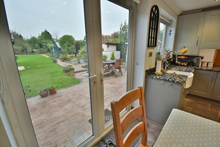 4 Bedroom Detached House For Sale In Clayford Avenue, Ferndown, BH22