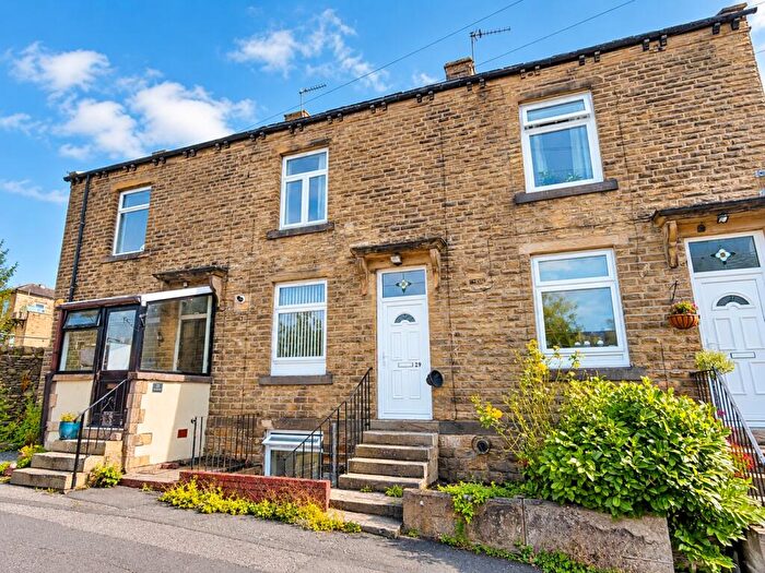 1 Bedroom Terraced House For Sale In Allen Croft, Birkenshaw, Bradford, West Yorkshire, BD11
