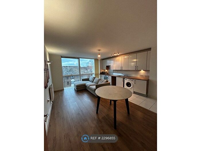 1 Bedroom Flat To Rent In Mapleton Road, London, SW18