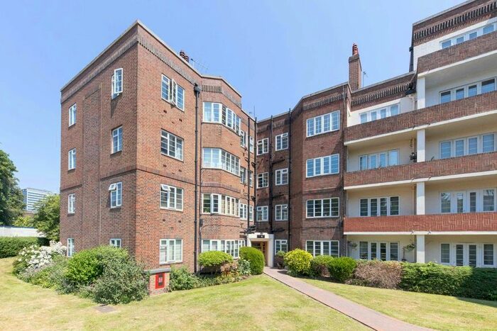 2 Bedroom Flat To Rent In Chiswick Village, London, W4