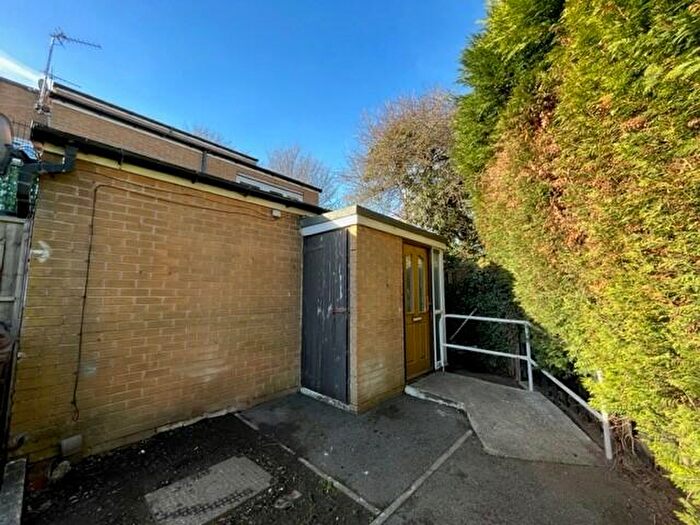 2 Bedroom Apartment To Rent In Stanwell Street, Sheffield, S9