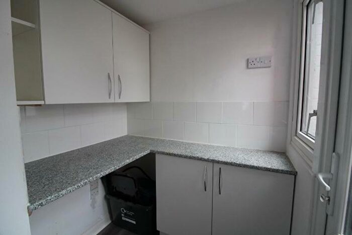 1 Bedroom Terraced House To Rent In Reynolds Mews, Exmouth, EX8