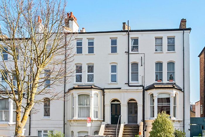 2 Bedroom Flat For Sale In Rosendale Road, West Dulwich, London, SE21