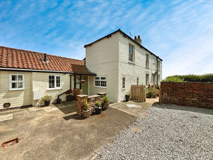 4 Bedroom Link Detached House For Sale In Bempton, Bridlington, YO16