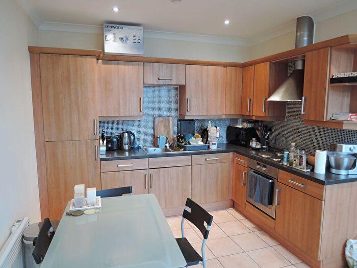 2 Bedroom Apartment To Rent In Crown House, Manchester, M22