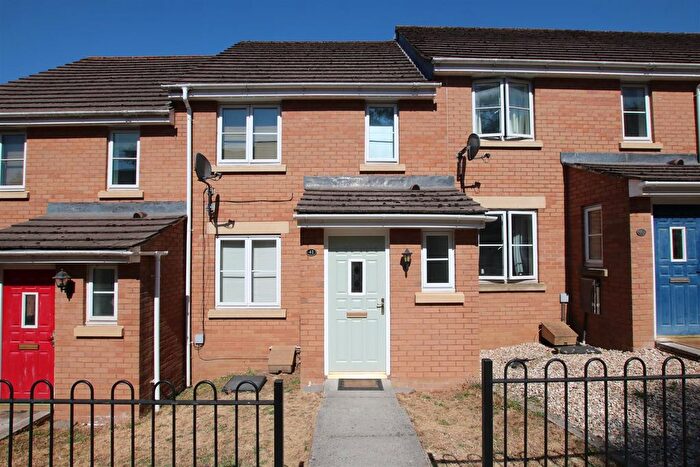 3 Bedroom Terraced House To Rent In Powlesland Road, Alphington, Exeter, EX2