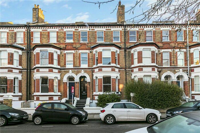 2 Bedroom Flat To Rent In Schubert Road, Putney, SW15
