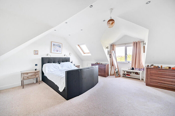 5 Bedroom Detached House For Sale In Grove Road, Godalming, Surrey, GU7