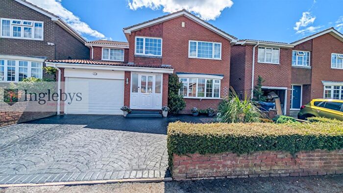 4 Bedroom Detached House For Sale In Woodbrook Close, New Marske, TS11