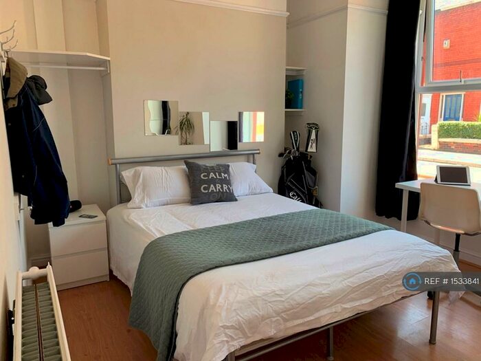 5 Bedroom Terraced House To Rent In Blenheim Road, Liverpool, L18