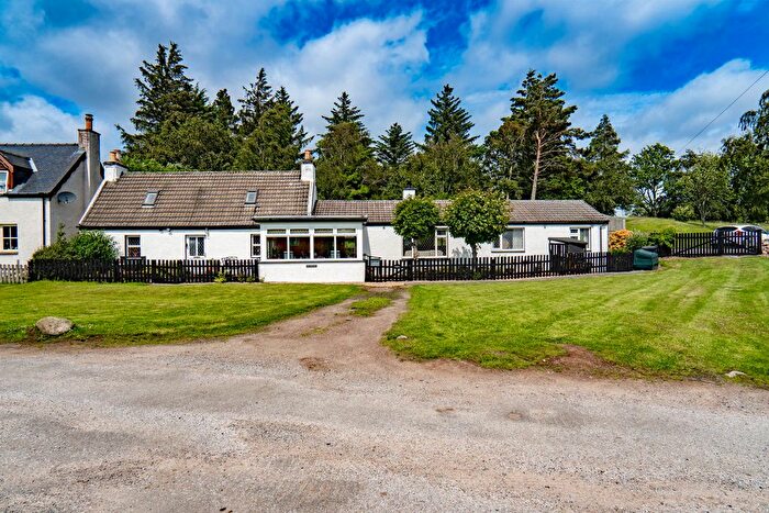 4 Bedroom Detached House For Sale In Balbeg, Balnain, IV63