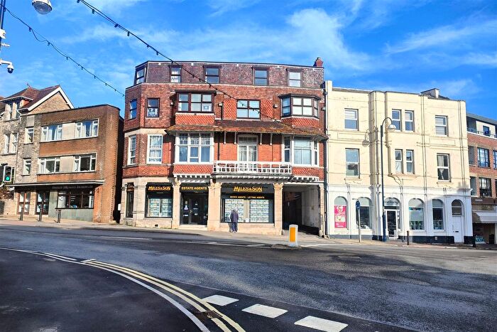 2 Bedroom Flat To Rent In Rempstone Road, Swanage, BH19