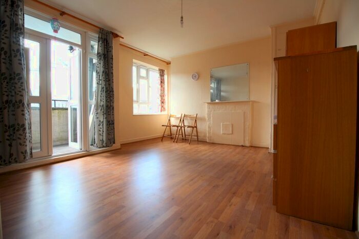 4 Bedroom Flat To Rent In Brockhurst House, Woodberry Down Estate N4