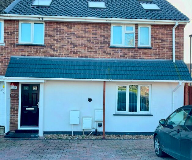 3 Bedroom Maisonette To Rent In Field End Road, Ruislip HA4