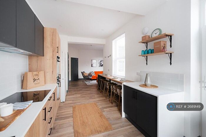 8 Bedroom Terraced House To Rent In Downend Road, Downend, Bristol, BS16