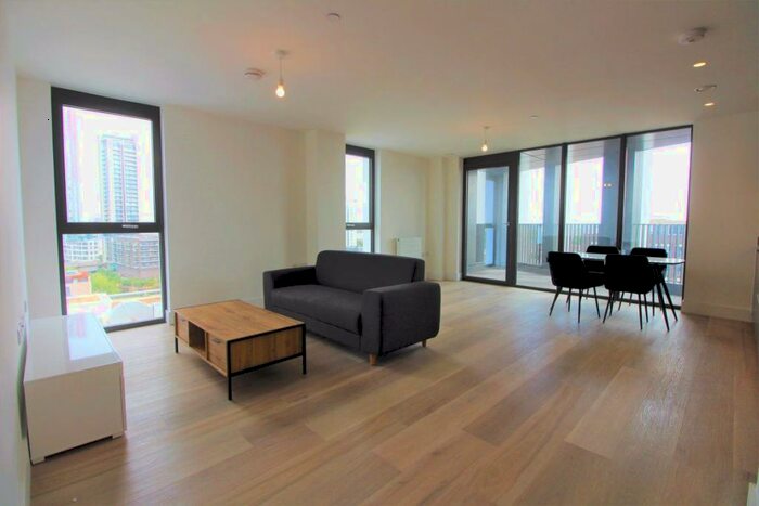 2 Bedroom Flat To Rent In Corn House, Stratford Mills, E15