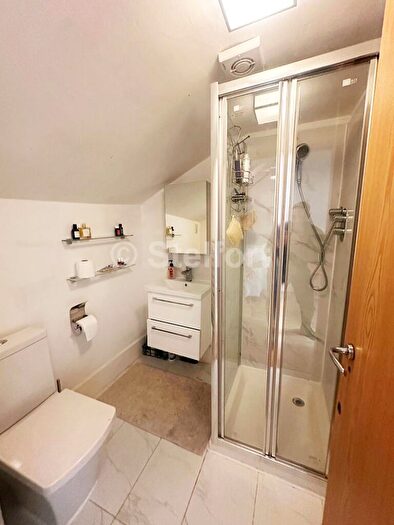 3 Bedroom Flat To Rent In Hillmarton Road, London, N7