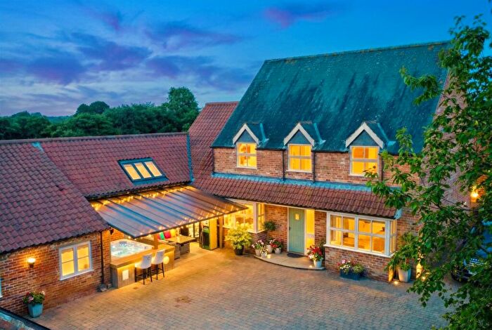 5 Bedroom Detached House To Rent In High Street, Brant Broughton, Lincoln, LN5