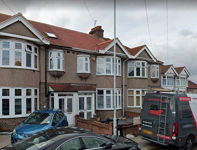 4 Bedroom Terraced House To Rent In Chadwell Heath, Romford, RM6