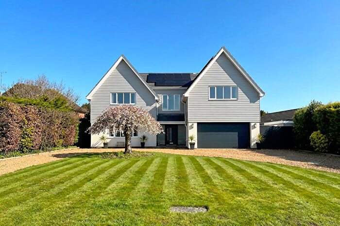 5 Bedroom Detached House For Sale In Michel Grove, Willowhayne, East Preston, West Sussex, BN16