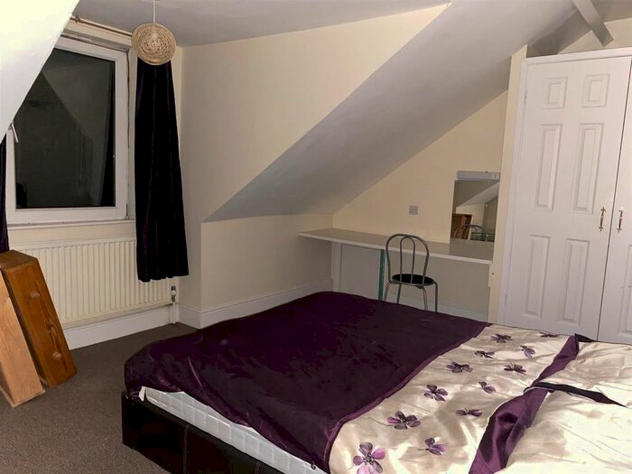 1 Bedroom Detached House To Rent In Holly Road, Retford, DN22