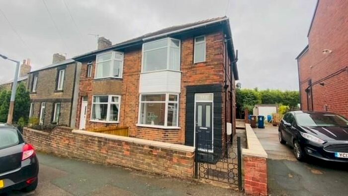 3 Bedroom Semi-Detached House To Rent In Bosville Street, Penistone, Sheffield, S36